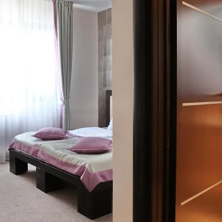 Garni Vozarev Beograd