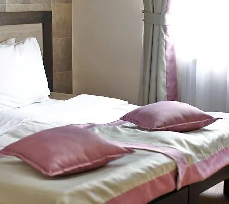 Garni Vozarev 3* Beograd