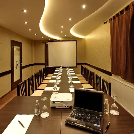 Garni Vozarev Belgrade