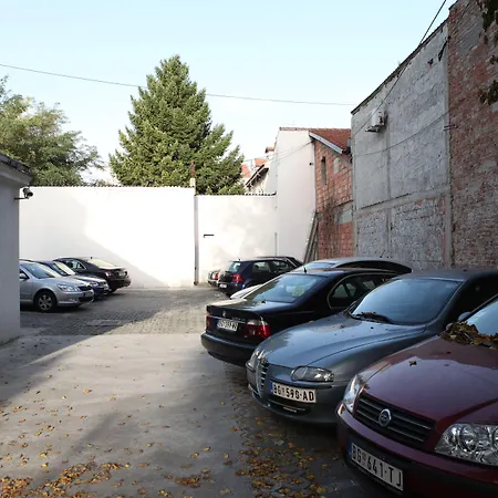 Garni Vozarev Hotel Beograd