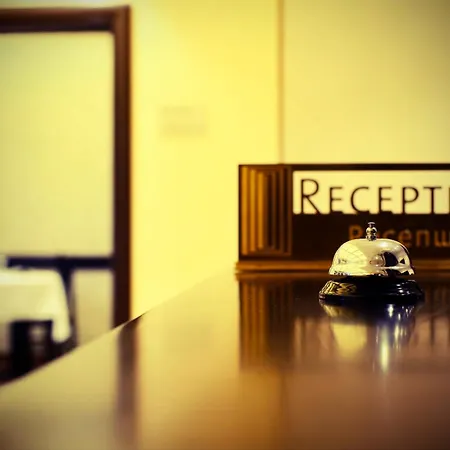 Hotel Garni Vozarev 3*