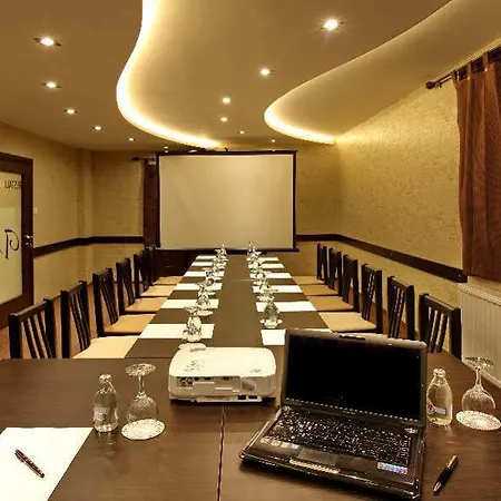 Hotel Garni Vozarev Belgrad