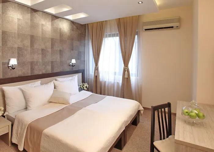 Garni Vozarev Hotel 3*