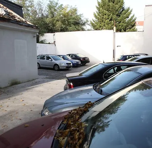 Hotel Garni Vozarev Belgrad